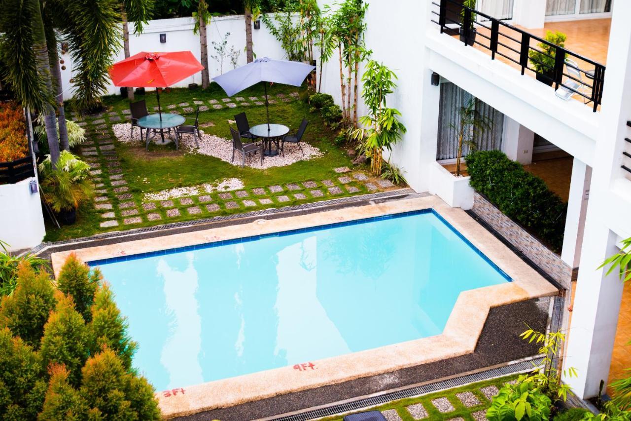 Be-Ing Suites Davao Stadt Exterior foto