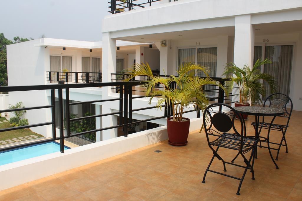 Be-Ing Suites Davao Stadt Exterior foto