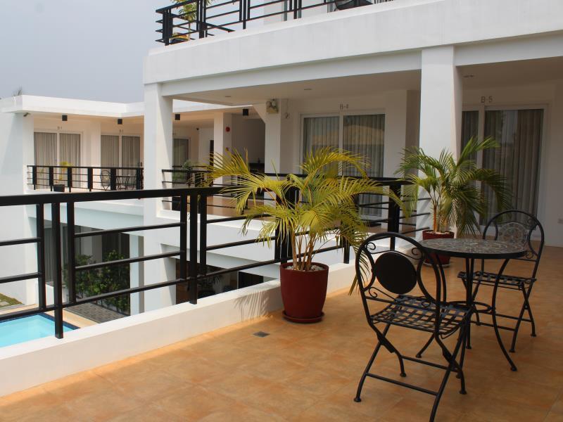 Be-Ing Suites Davao Stadt Exterior foto