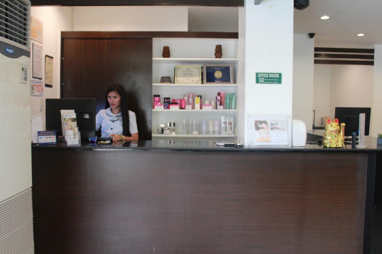 Be-Ing Suites Davao Stadt Exterior foto